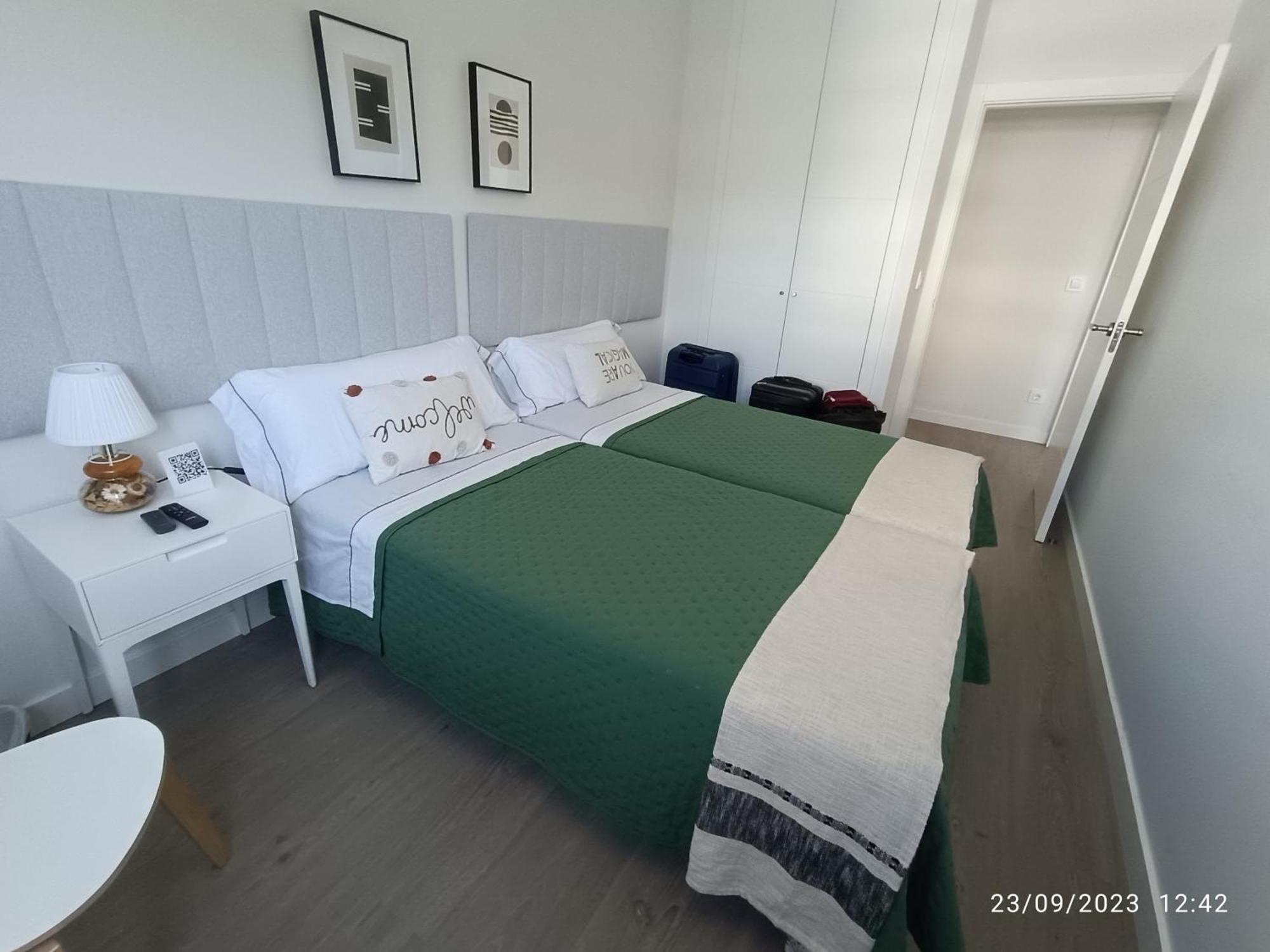 Habitacion Con Bano Privado Bilbao Bilbau Quarto foto